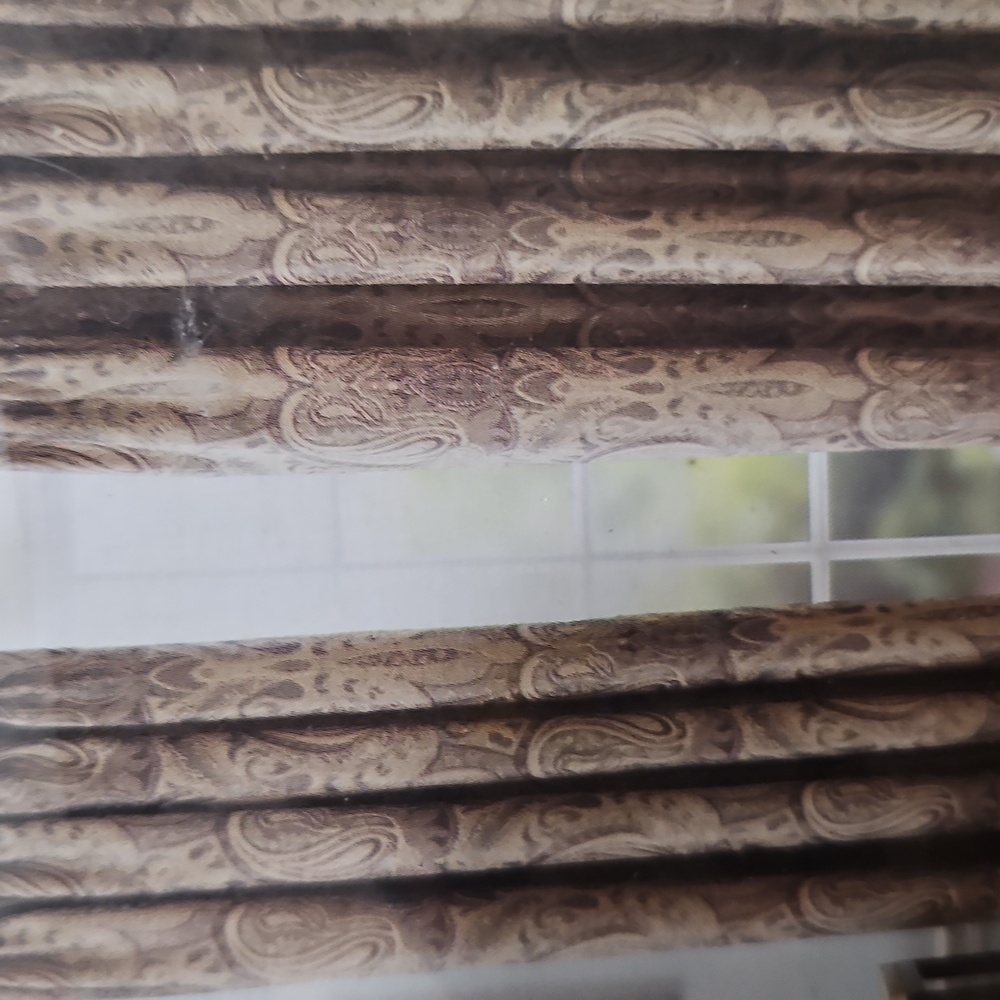 Better Homes and Gardens Single Curtain Panel - Picture 3 of 7